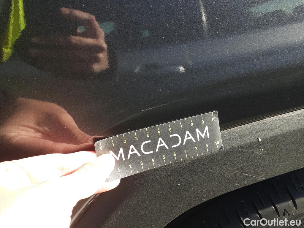  Toyota  RAV4 TOYOTA  / 2018 / 5P / todoterreno 2.5l 220H Advance 4WD #23