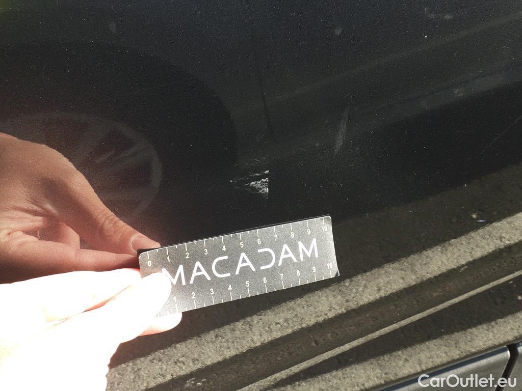  Toyota  RAV4 TOYOTA  / 2018 / 5P / todoterreno 2.5l 220H Advance 4WD #15