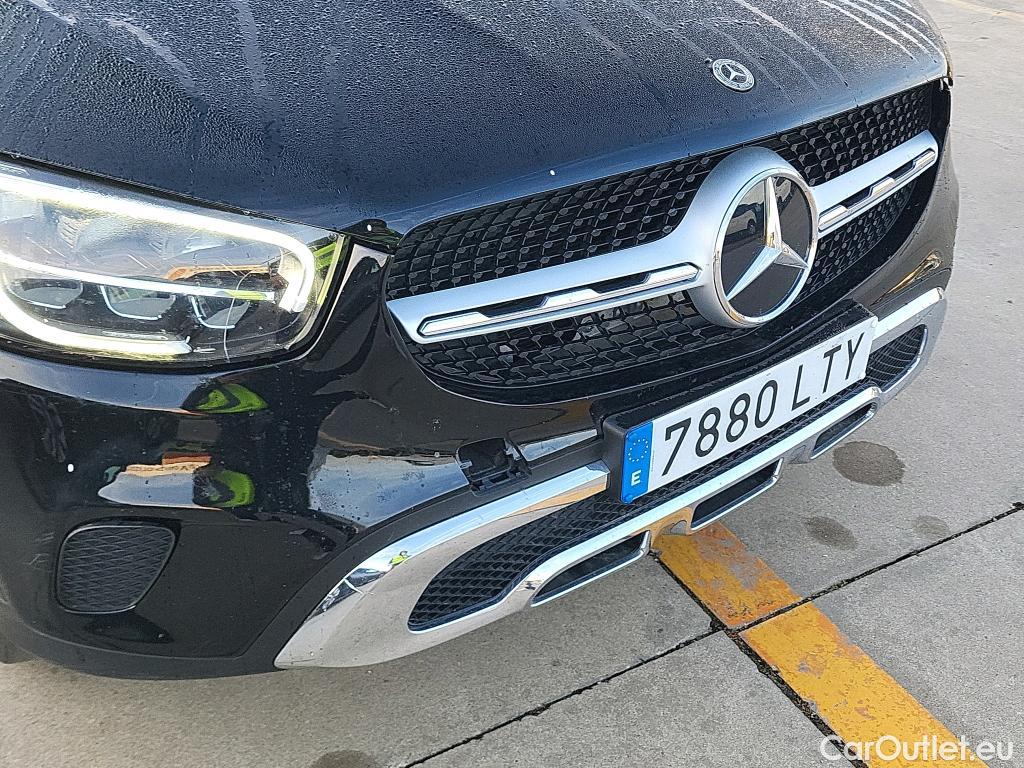  Mercedes  G-Klasee MERCEDES-BENZ GLC Coupé / 2019 / 5P / coupé GLC 200 4MATIC #63