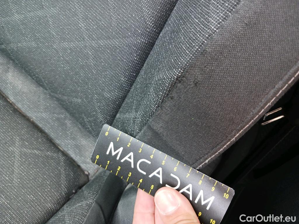  Volkswagen  Golf  VOLKSWAGEN / 2020 / 5P / familiar Life 2.0 TDI 85kW (115CV) DSG Variant #18