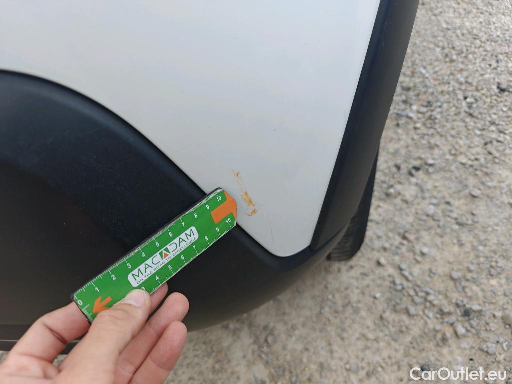  Citroen  C3  Feel 1.2 PureTech 80CV MT5 E6d #32