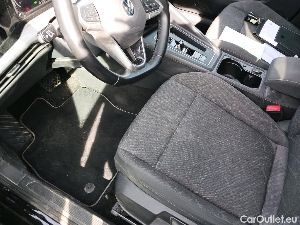  Volkswagen  Golf  VOLKSWAGEN / 2020 / 5P / familiar Life 2.0 TDI 85kW (115CV) DSG Variant #28