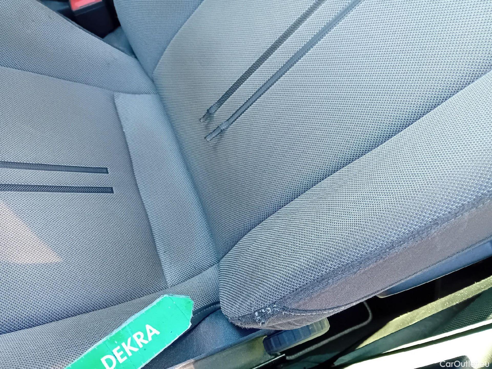  Seat  Leon SEAT Nuevo León / 2020 / 5P / familiar SP 2.0 TDI 85kW Style Go(SP) #4