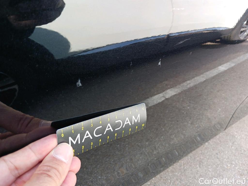  Volkswagen  Golf  VOLKSWAGEN / 2020 / 5P / familiar Life 2.0 TDI 85kW (115CV) DSG Variant #61