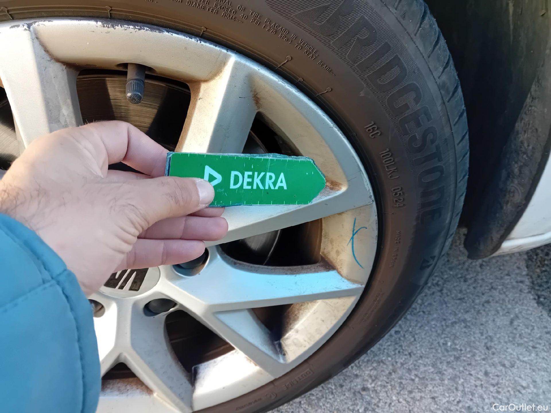  Seat  Leon SEAT Nuevo León / 2020 / 5P / familiar SP 2.0 TDI 85kW Style Go(SP) #12