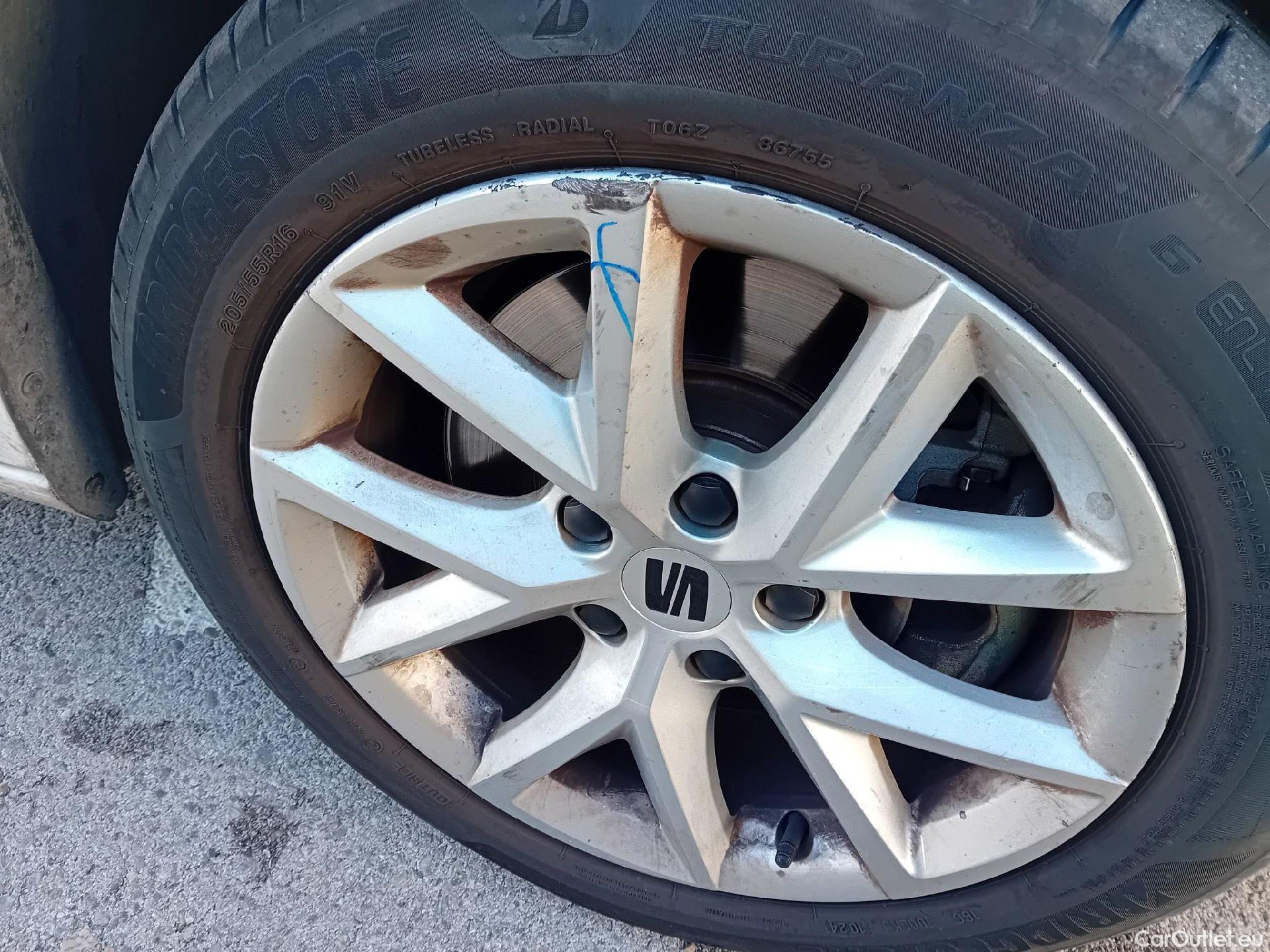  Seat  Leon SEAT Nuevo León / 2020 / 5P / familiar SP 2.0 TDI 85kW Style Go(SP) #28