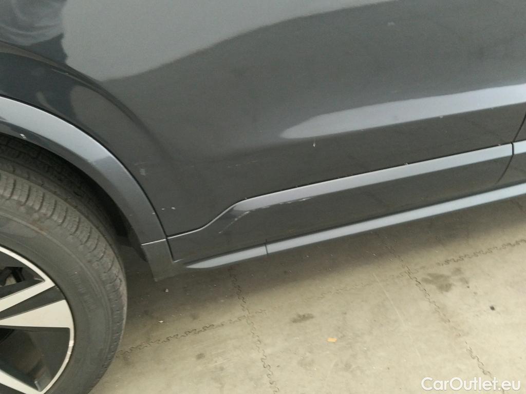  Volvo  XC90 VOLVO  / 2019 / 5P / todoterreno 2.0 T8 AWD Recharge R-Design Auto #23