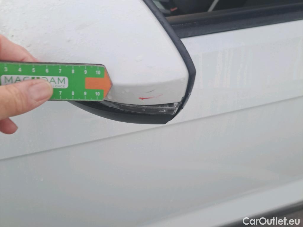  Volkswagen  T-ROC VOLKSWAGEN  / 2017 / 5P / todoterreno Sport 1.5 TSI 110kW (150CV) DSG #14