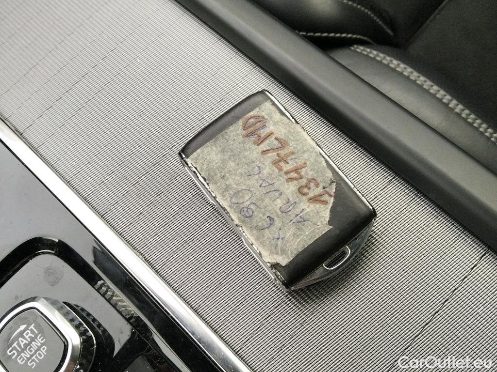  Volvo  XC90 VOLVO  / 2019 / 5P / todoterreno 2.0 T8 AWD Recharge R-Design Auto #6