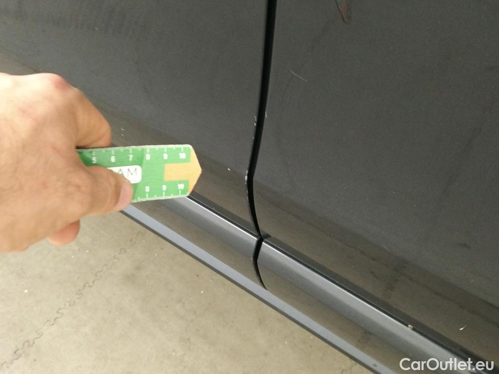  Volvo  XC90 VOLVO  / 2019 / 5P / todoterreno 2.0 T8 AWD Recharge R-Design Auto #44