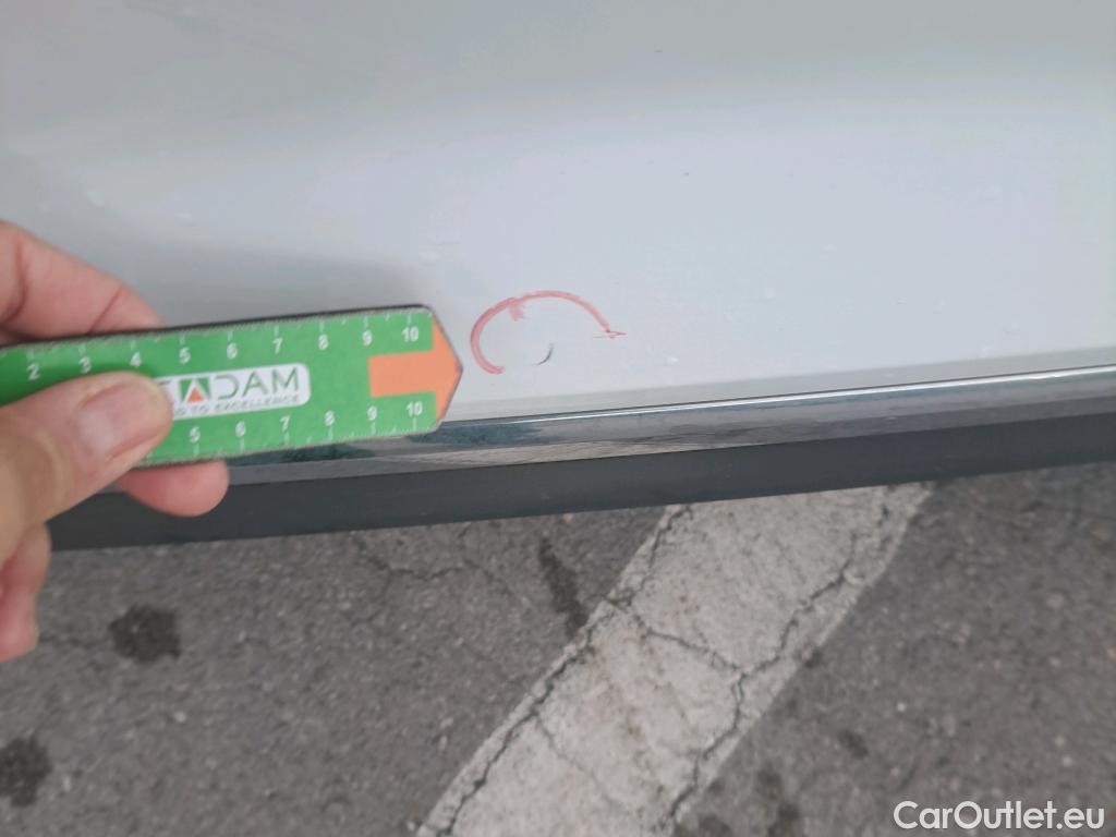  Volkswagen  T-ROC VOLKSWAGEN  / 2017 / 5P / todoterreno Sport 1.5 TSI 110kW (150CV) DSG #12