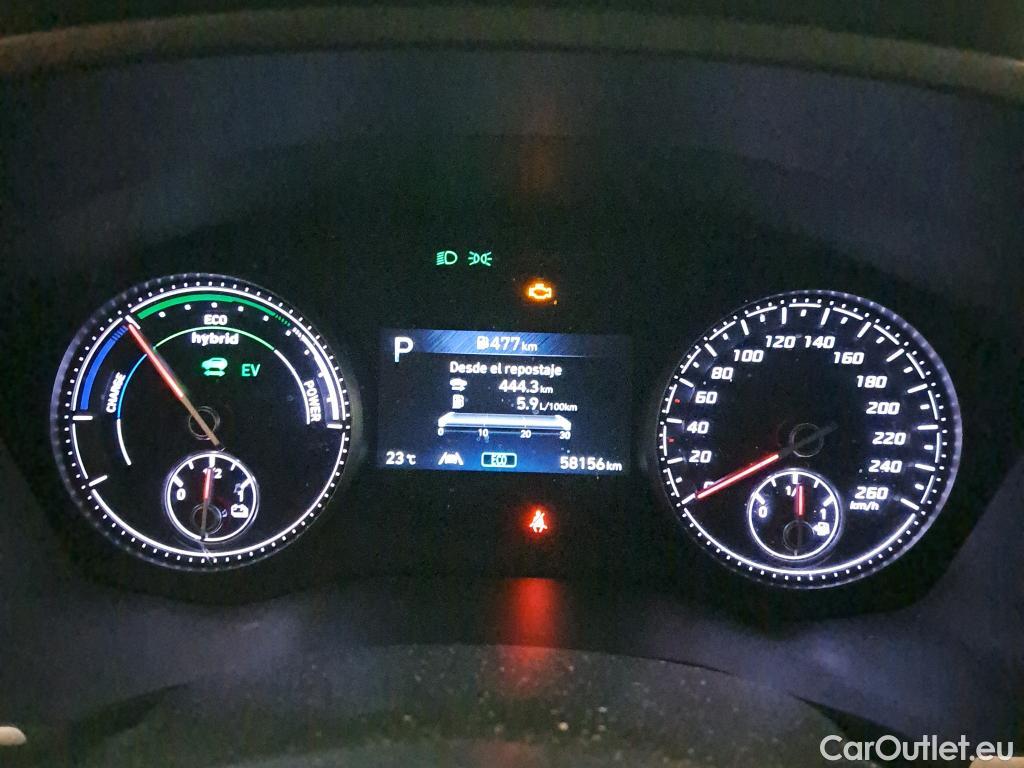  Hyundai  Santa Fe HYUNDAI  / 2021 / 5P / todoterreno 1.6 TGDi HEV Klass Auto 4x2  #23