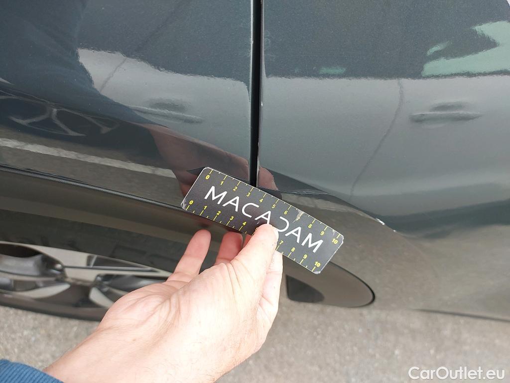  KIA  Sportage KIA  1.6MHEV Drive 100kW(136CV) 4x2(Crist Tintados)(CX) #13