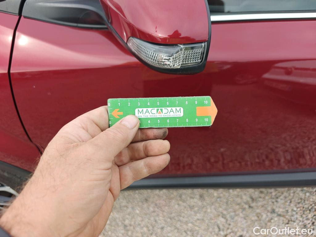  Toyota  C-HR TOYOTA  / 2016 / 5P / todoterreno 1.8 125H Advance #34