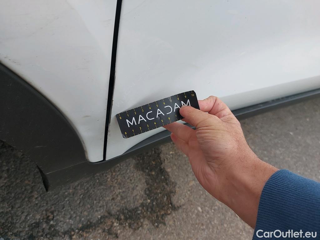  KIA  Sportage KIA  / 2018 / 5P / todoterreno 1.6 MHEV Business 100kW (136CV) 4x2 #18