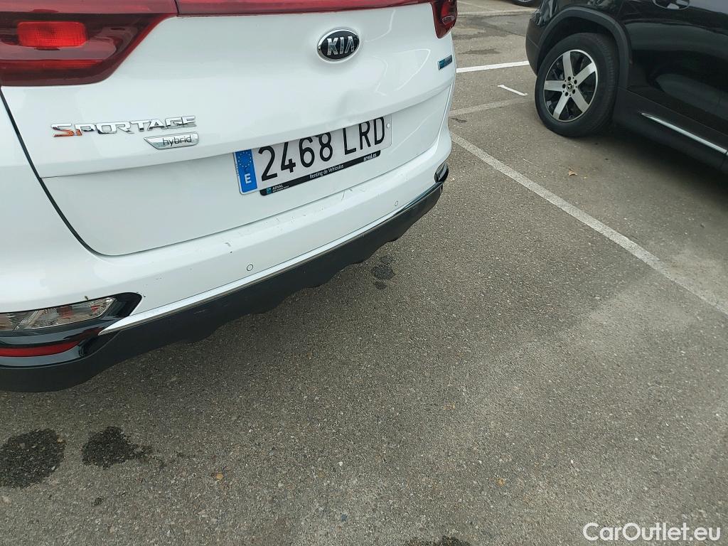  KIA  Sportage KIA  / 2018 / 5P / todoterreno 1.6 MHEV Business 100kW (136CV) 4x2 #44