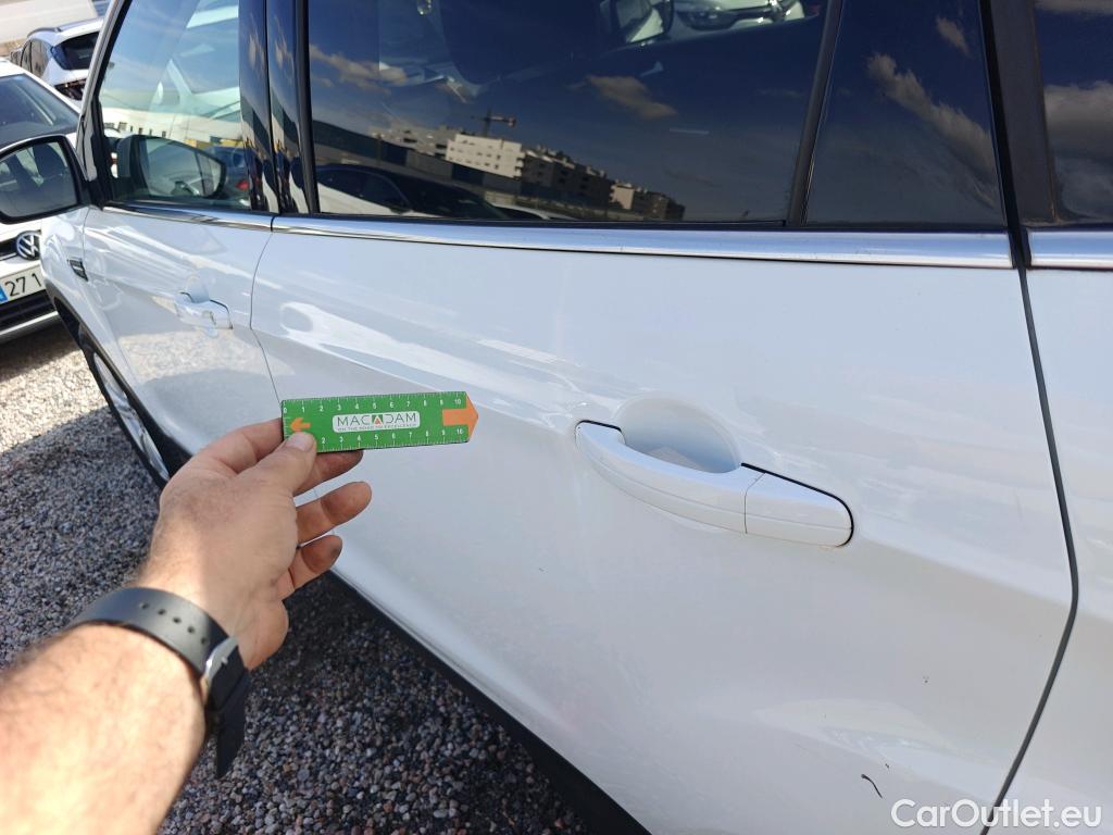  Ford  Kuga FORD  / 2016 / 5P / todoterreno 1.5 EcoBoost 88kW 4x2 Trend+ (CX) #19