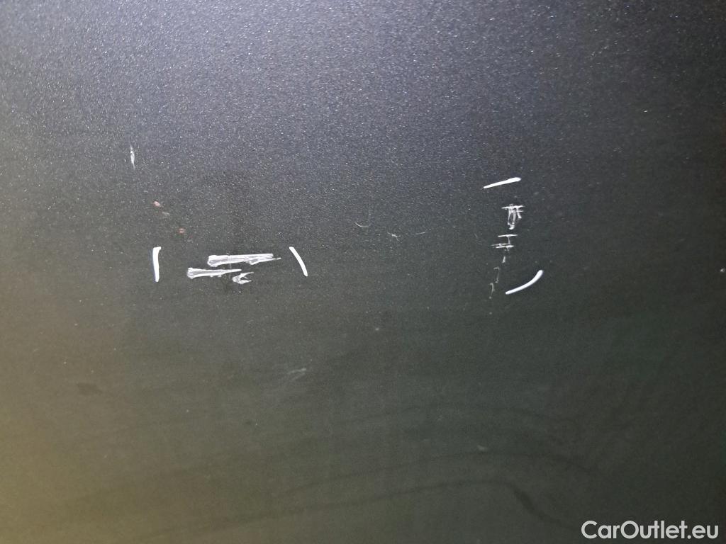  Hyundai  Santa Fe HYUNDAI  / 2021 / 5P / todoterreno 1.6 TGDi HEV Klass Auto 4x2  #2