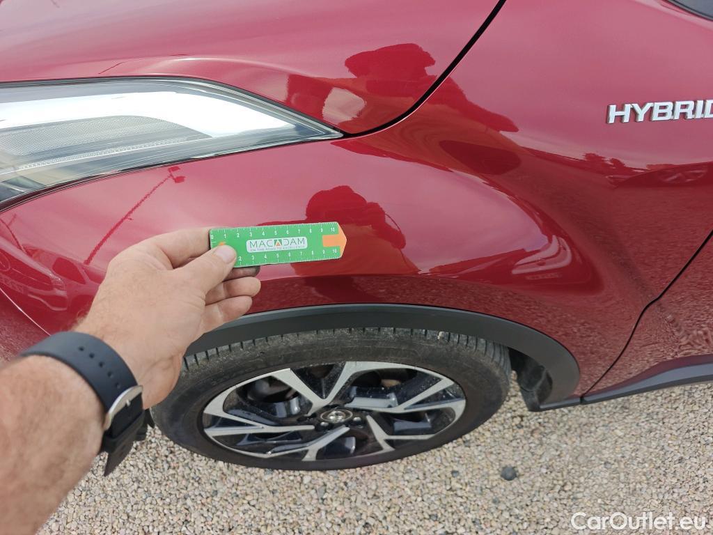  Toyota  C-HR TOYOTA  / 2016 / 5P / todoterreno 1.8 125H Advance #38