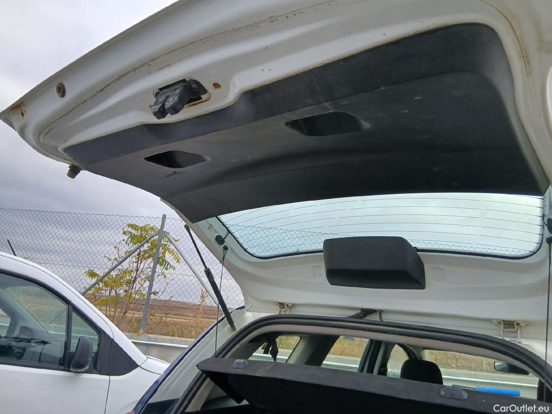  Dacia  Duster DACIA  / 2018 / 5P / todoterreno Essential Blue dCi 85kW (115CV) 4X4 #45