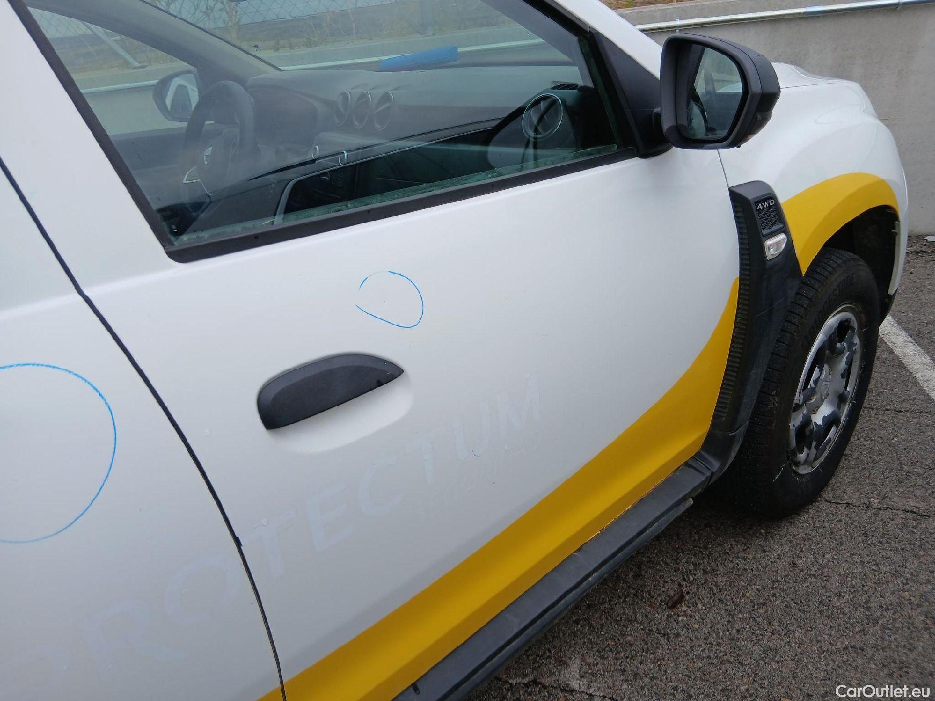  Dacia  Duster DACIA  / 2018 / 5P / todoterreno Essential Blue dCi 85kW (115CV) 4X4 #37