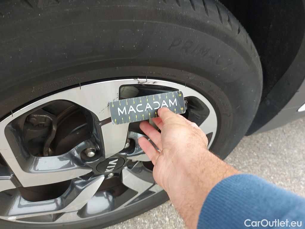  KIA  Sportage KIA  / 2018 / 5P / todoterreno 1.6 MHEV Business 100kW (136CV) 4x2 #12