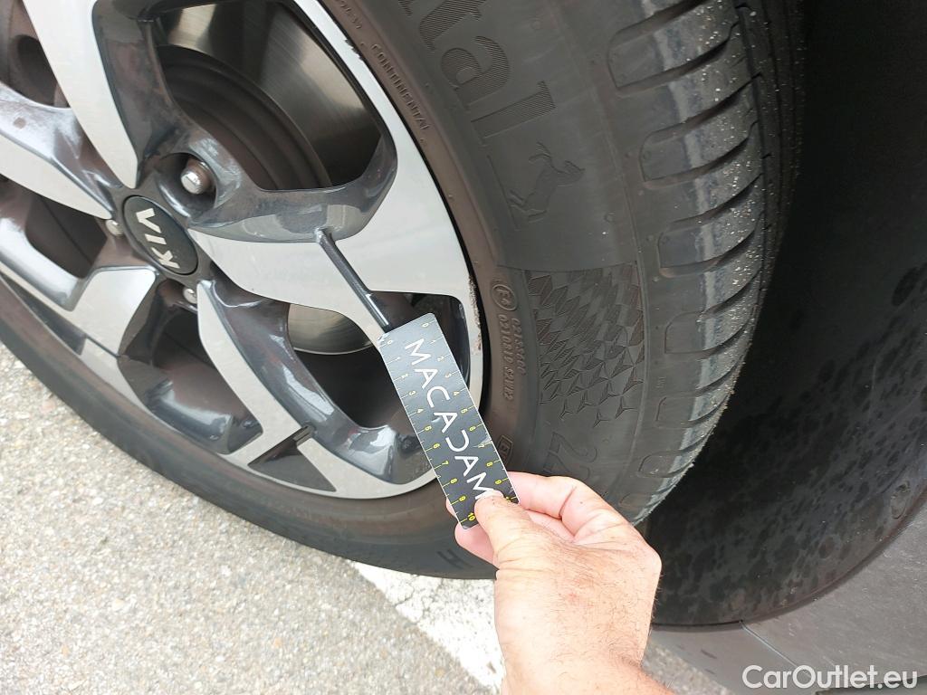  KIA  Sportage KIA  1.6MHEV Drive 100kW(136CV) 4x2(Crist Tintados)(CX) #6