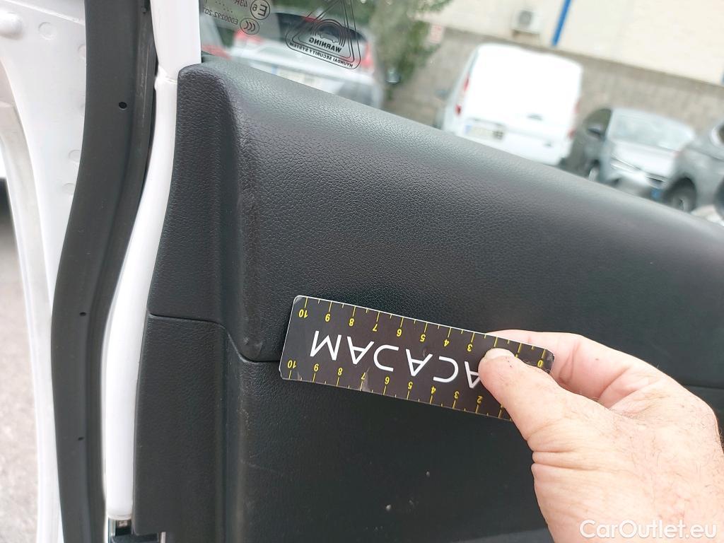  KIA  Sportage KIA  / 2018 / 5P / todoterreno 1.6 MHEV Business 100kW (136CV) 4x2 #28