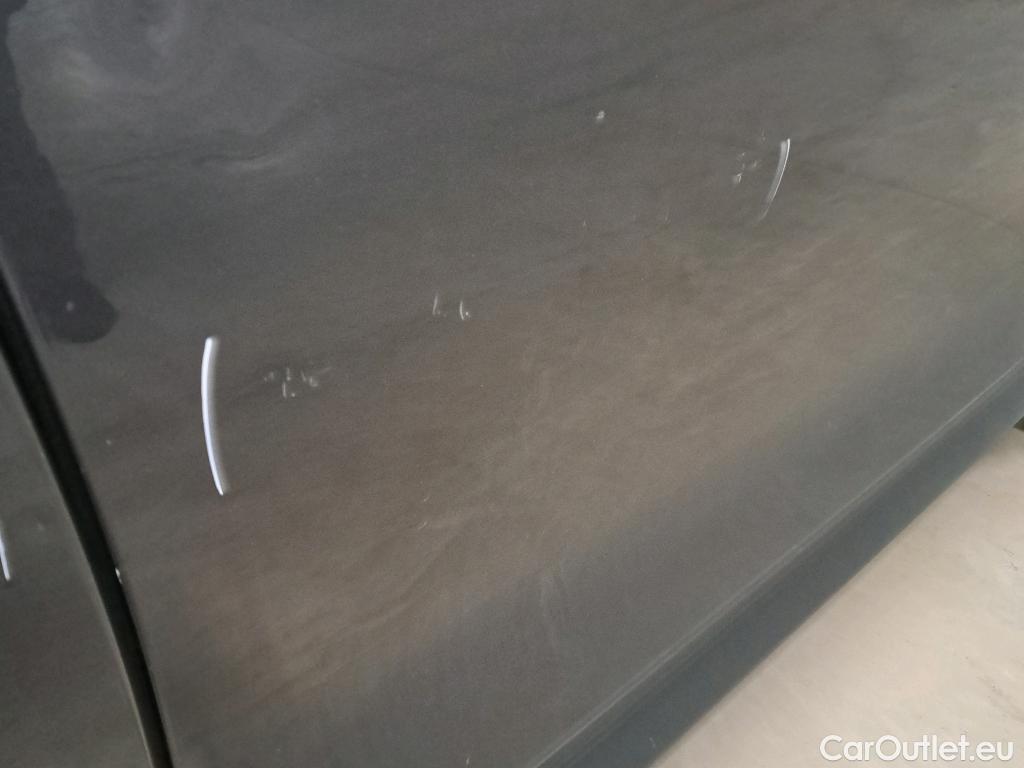  Hyundai  Santa Fe HYUNDAI  / 2021 / 5P / todoterreno 1.6 TGDi HEV Klass Auto 4x2  #4