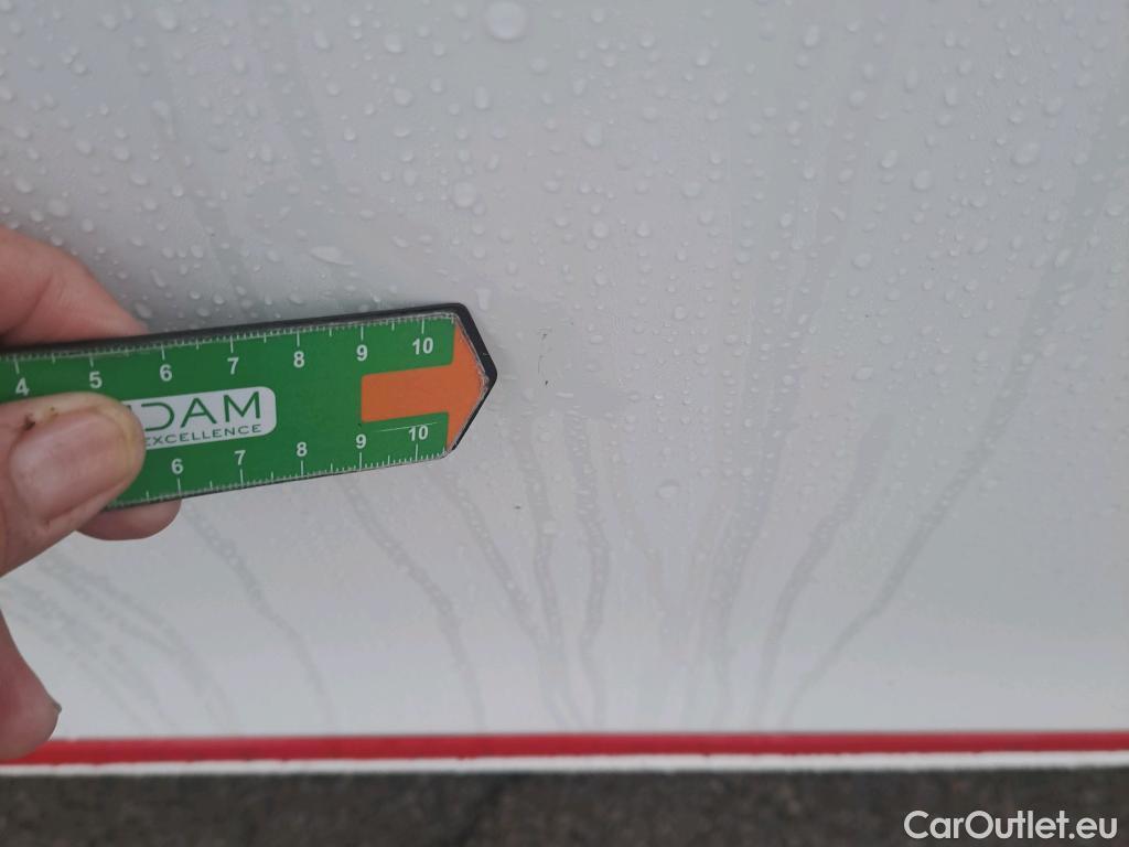  Toyota  Aygo TOYOTA  / 2018 / 5P / minicoche 1.0 70 x-play #17