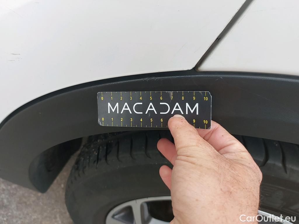  KIA  Sportage KIA  / 2018 / 5P / todoterreno 1.6 MHEV Business 100kW (136CV) 4x2 #47