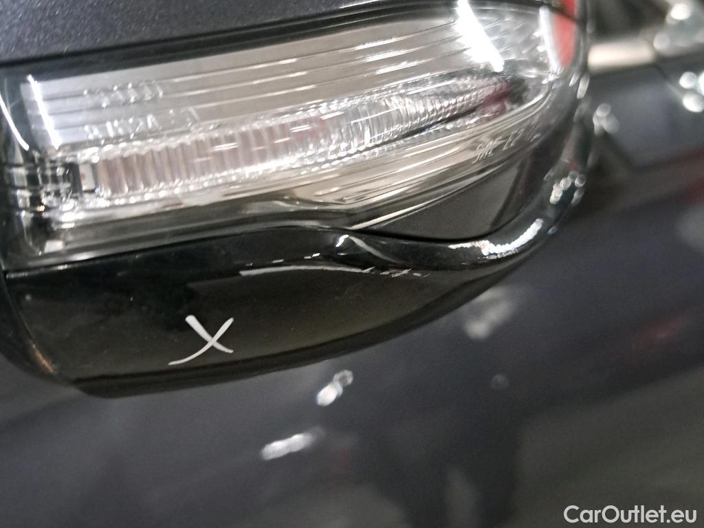  Hyundai  Santa Fe HYUNDAI  / 2021 / 5P / todoterreno 1.6 TGDi HEV Klass Auto 4x2  #20