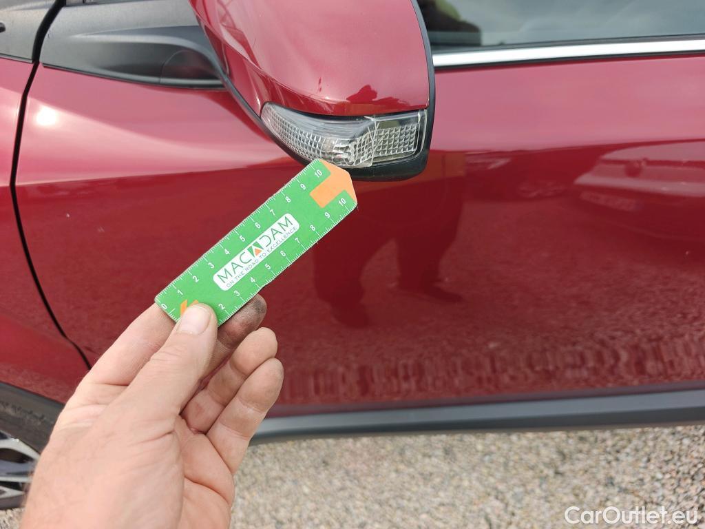  Toyota  C-HR TOYOTA  / 2016 / 5P / todoterreno 1.8 125H Advance #35