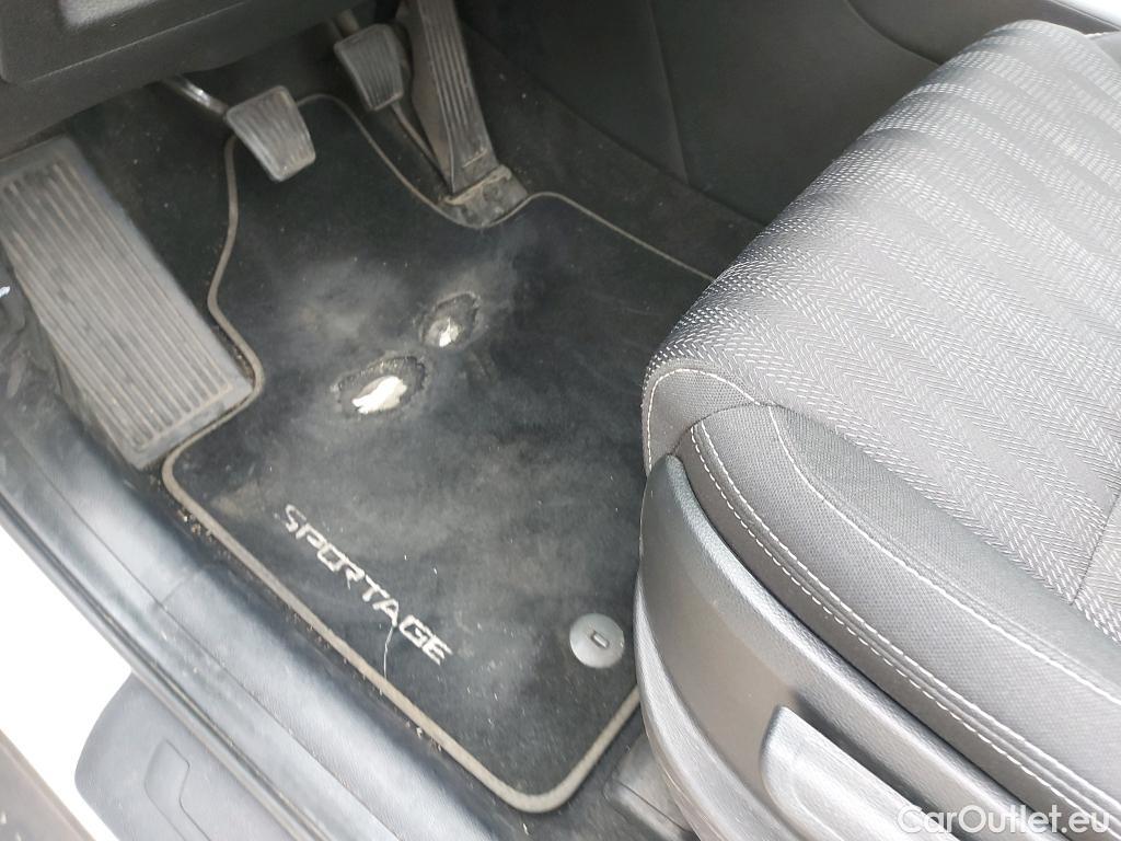  KIA  Sportage KIA  / 2018 / 5P / todoterreno 1.6 MHEV Business 100kW (136CV) 4x2 #21