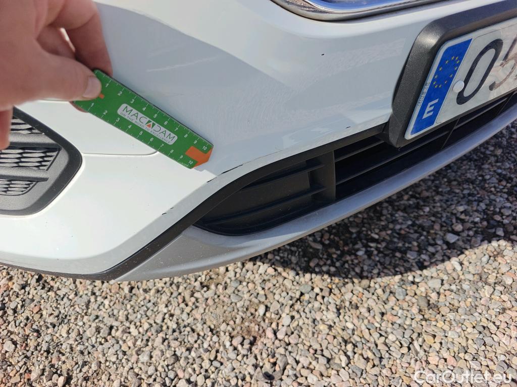  Ford  Kuga FORD  / 2016 / 5P / todoterreno 1.5 EcoBoost 88kW 4x2 Trend+ (CX) #25