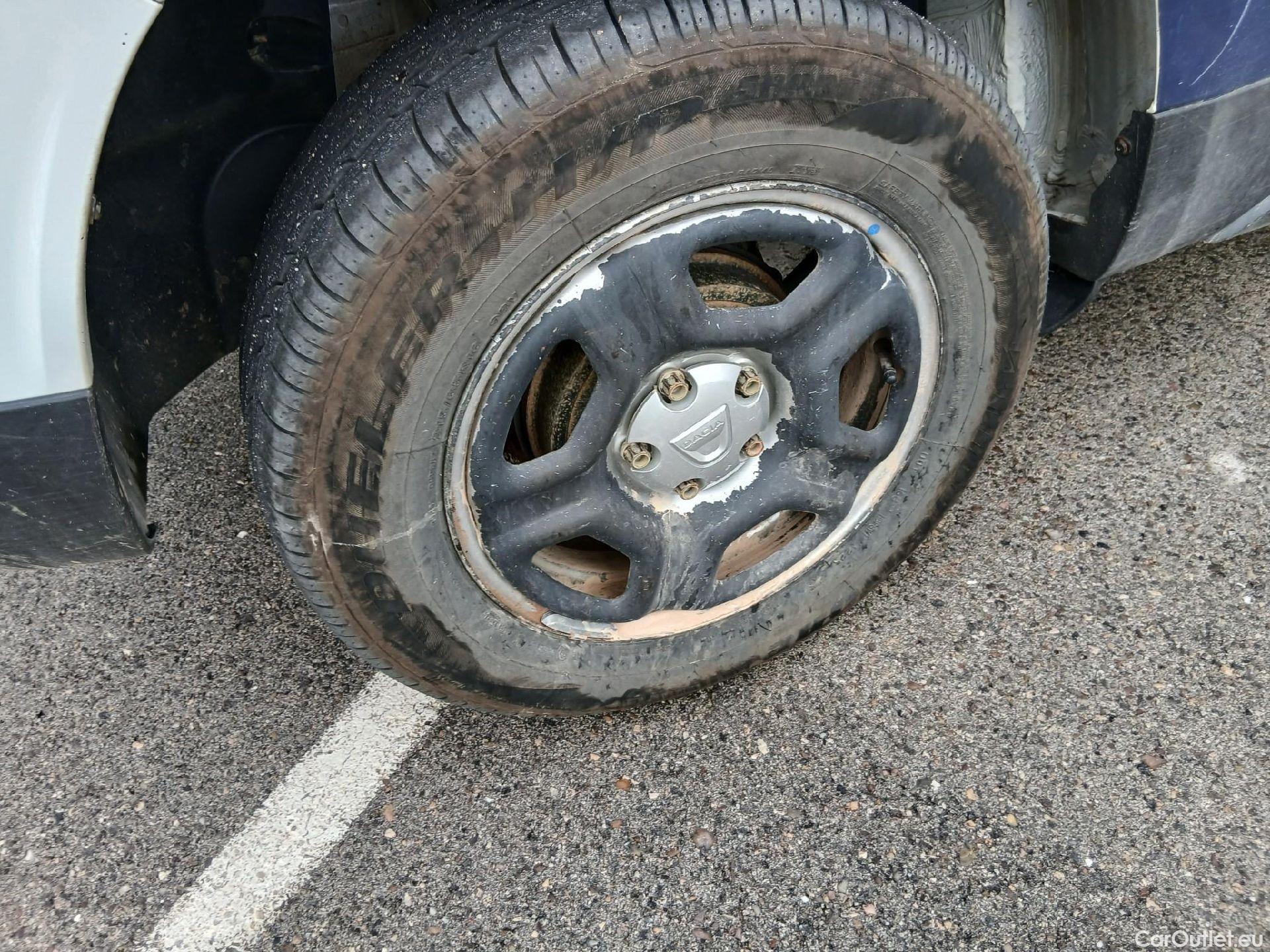  Dacia  Duster DACIA  / 2018 / 5P / todoterreno Essential Blue dCi 85kW (115CV) 4X4 #39