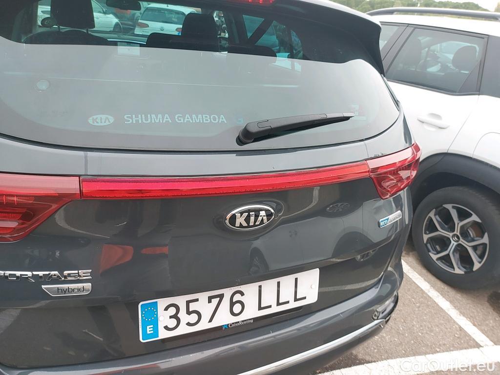  KIA  Sportage KIA  1.6MHEV Drive 100kW(136CV) 4x2(Crist Tintados)(CX) #3