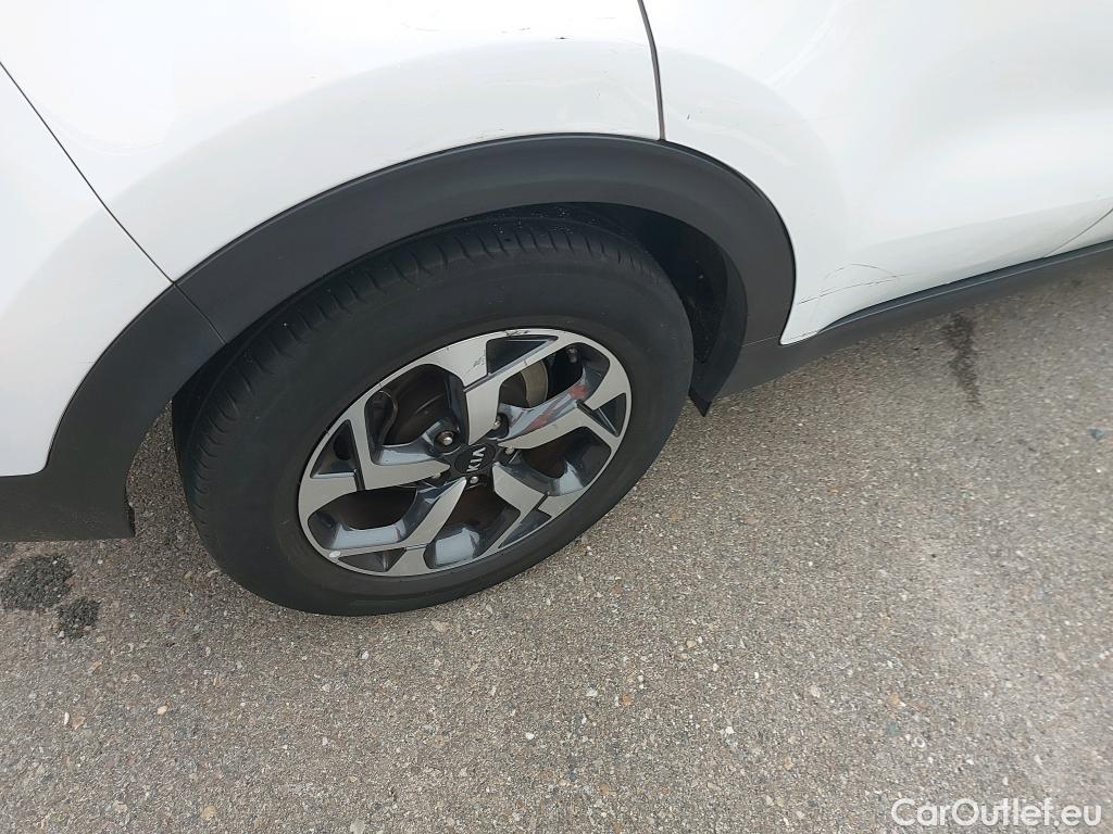  KIA  Sportage KIA  / 2018 / 5P / todoterreno 1.6 MHEV Business 100kW (136CV) 4x2 #11