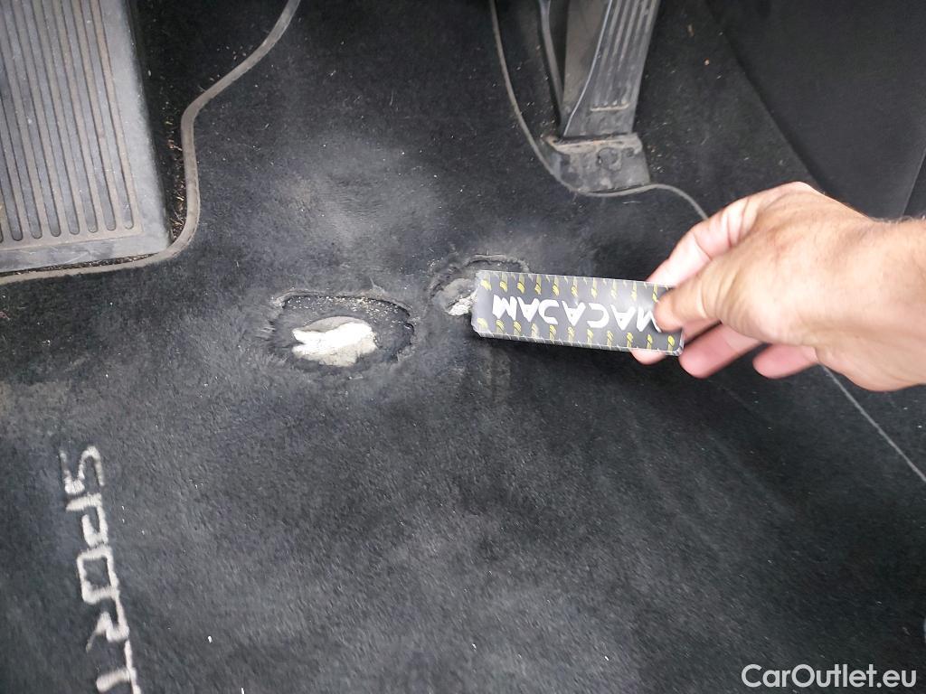  KIA  Sportage KIA  / 2018 / 5P / todoterreno 1.6 MHEV Business 100kW (136CV) 4x2 #22