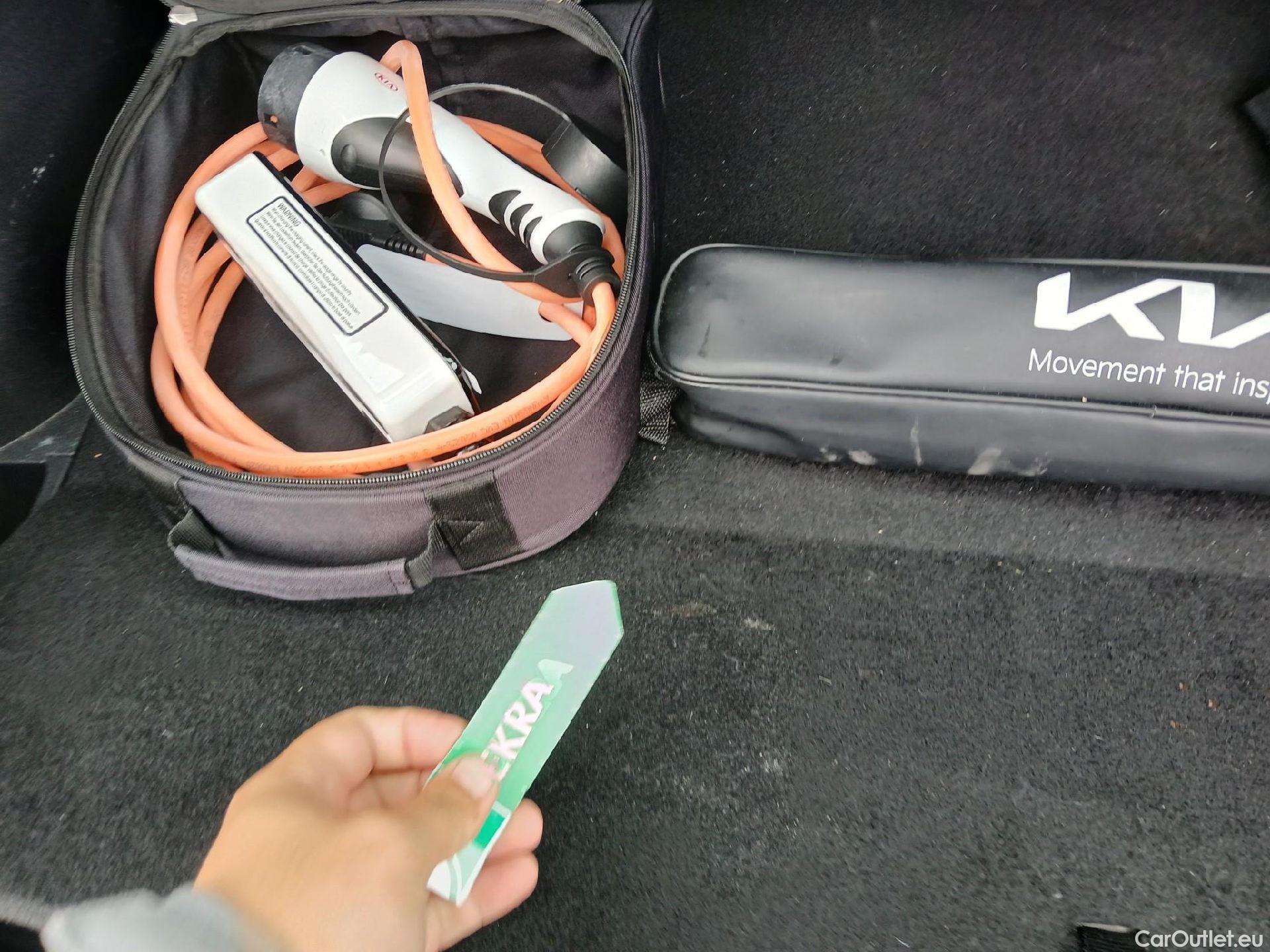  KIA  Niro KIA  1.6 GDi PHEV 104kW (141CV) Drive (AC) #3