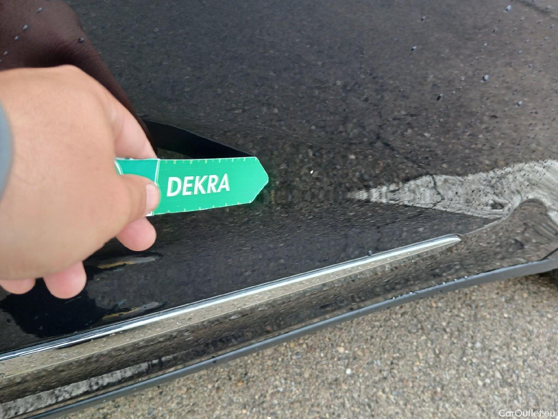  KIA  Niro KIA  1.6 GDi PHEV 104kW (141CV) Drive (AC) #30