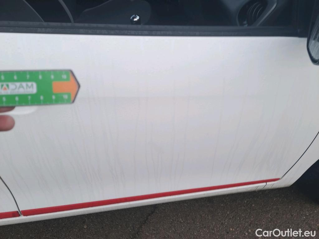  Toyota  Aygo TOYOTA  / 2018 / 5P / minicoche 1.0 70 x-play #16