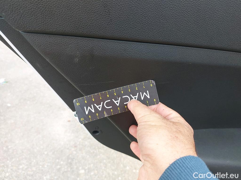  KIA  Sportage KIA  / 2018 / 5P / todoterreno 1.6 MHEV Business 100kW (136CV) 4x2 #38