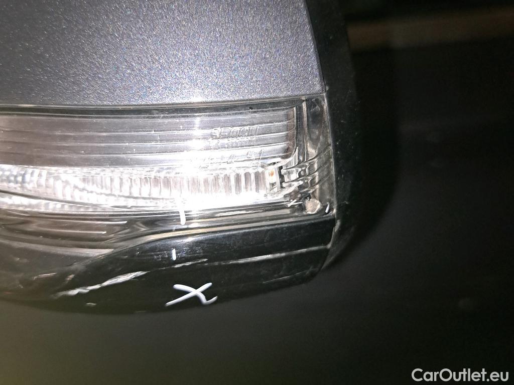  Hyundai  Santa Fe HYUNDAI  / 2021 / 5P / todoterreno 1.6 TGDi HEV Klass Auto 4x2  #26