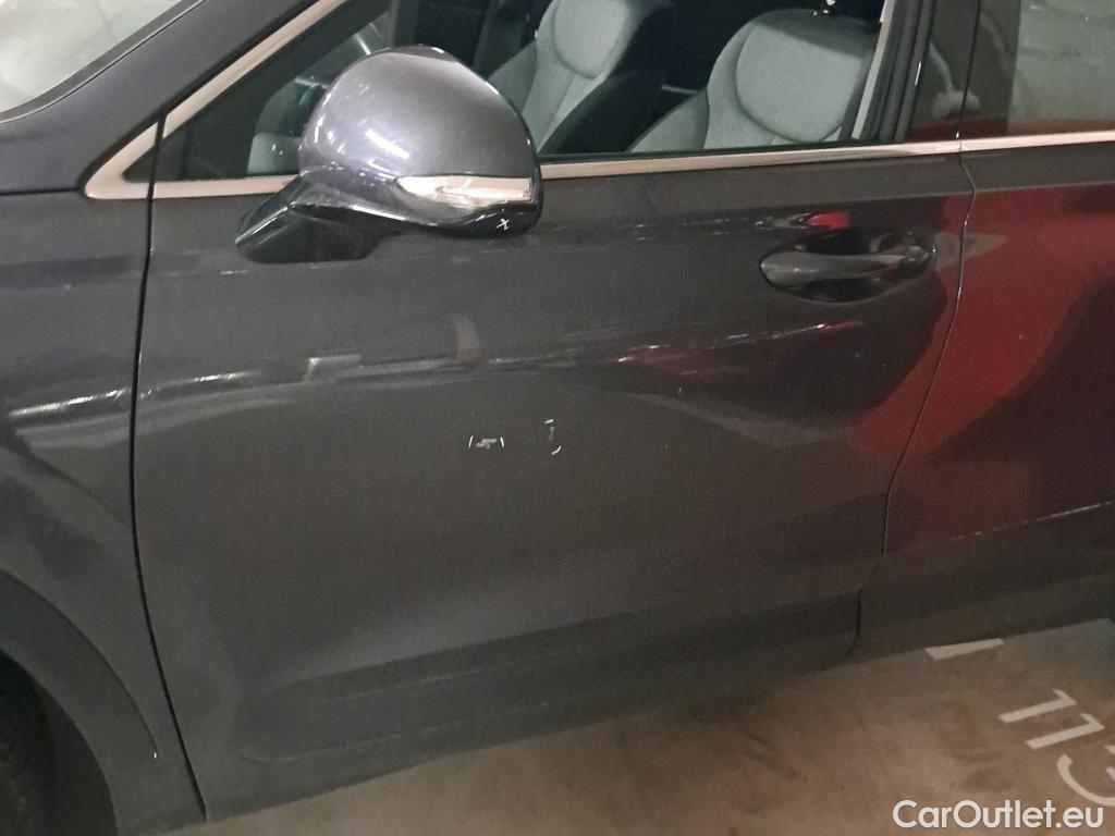  Hyundai  Santa Fe HYUNDAI  / 2021 / 5P / todoterreno 1.6 TGDi HEV Klass Auto 4x2  #1