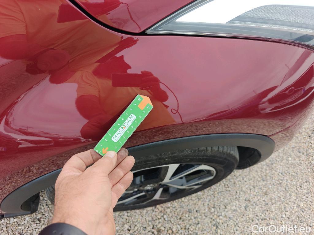  Toyota  C-HR TOYOTA  / 2016 / 5P / todoterreno 1.8 125H Advance #22