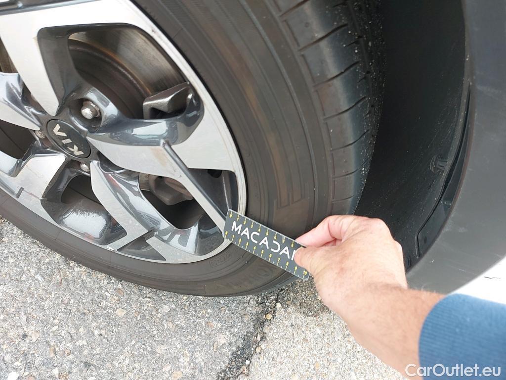  KIA  Sportage KIA  / 2018 / 5P / todoterreno 1.6 MHEV Business 100kW (136CV) 4x2 #14