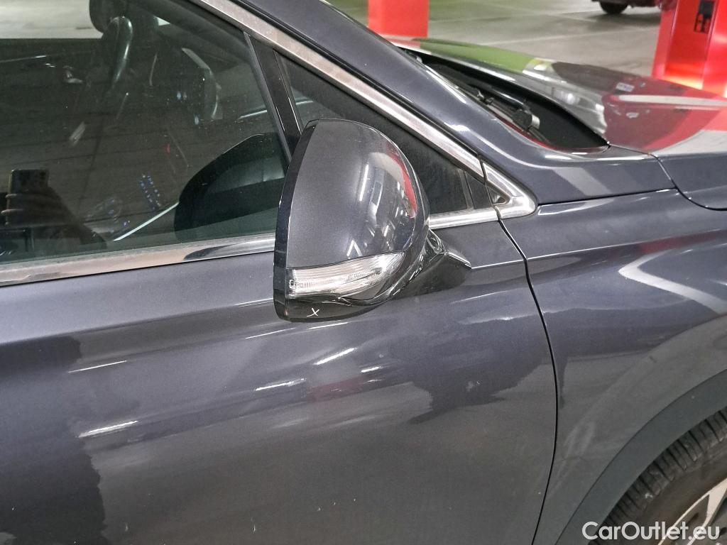  Hyundai  Santa Fe HYUNDAI  / 2021 / 5P / todoterreno 1.6 TGDi HEV Klass Auto 4x2  #19