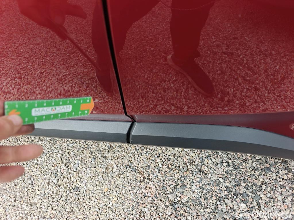  Toyota  C-HR TOYOTA  / 2016 / 5P / todoterreno 1.8 125H Advance #4