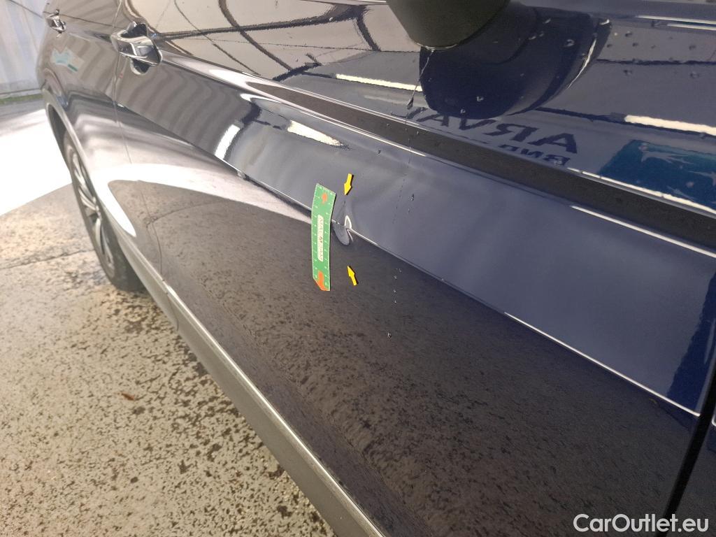  Volkswagen  Tiguan VOLKSWAGEN  / 2016 / 5P / SUV 1.5 TSI 150 EVO DSG7 Carat Exclusive #9